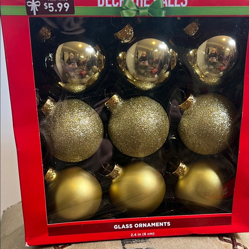 Gold Glass Ornaments Set - Picture 4 of 5